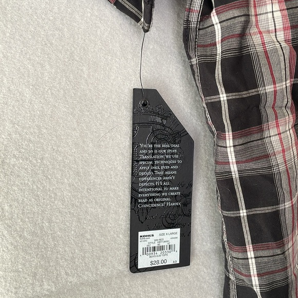 HELIX XL Boys Short Sleeve Button Down Graphic Back Pocket Front Shirt NWT - Picture 6 of 8